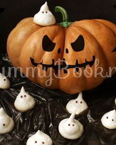 Безе привидения к Хэллоуину