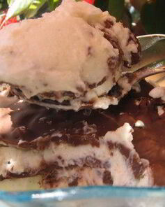 Семифреддо с безе и шоколадной пастой