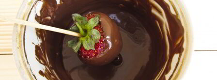 клубника в шоколаде. Шаг 6
