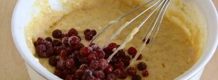 маффины конфетки с брусникой. Шаг 8