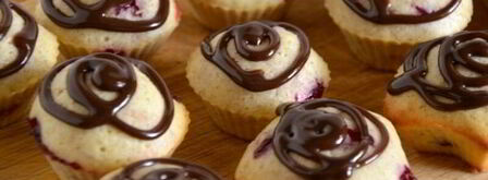 маффины конфетки с брусникой. Шаг 10