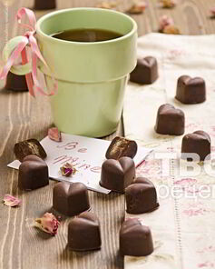 Шоколадные конфеты с начинкой из имбирных цукатов