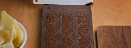 шоколадные конфеты с начинкой из имбирных цукатов. Шаг 9