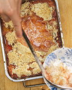 Крамбл из сливы