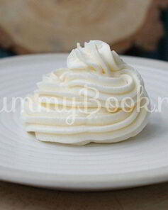 Белковый заварной масляный крем