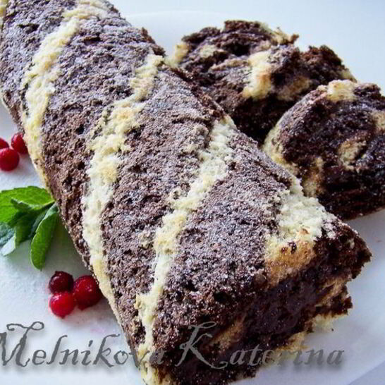 Рецепт полосатого рулада с шоколадным кремом