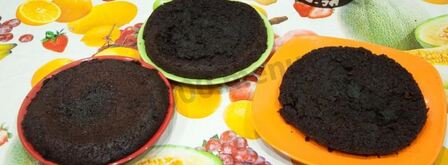 шоколадный бисквит в мультиварке со сметанным кремом. Шаг 8