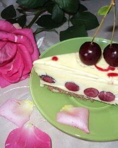 Торт-мороженое Вишневый сад