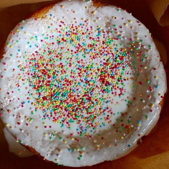 Рецепт бездрожжевого кулича на кефире