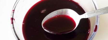 красим пасхальные яйца в розовый цвет соком свеклы. Шаг 4