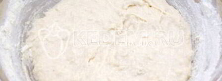 кулич с шоколадной глазурью. Шаг 3