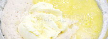 кулич с шоколадной глазурью. Шаг 5