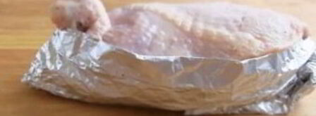 пасхальная курочка из окорочков с яблочками. Шаг 8