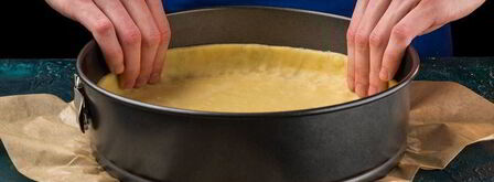 киш с сырным суфле и помидорами черри. Шаг 4