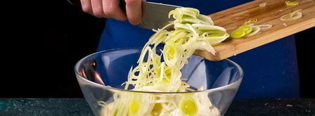 киш с сырным суфле и помидорами черри. Шаг 8