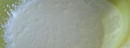 рулет с суфле и брусникой. Шаг 7