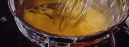 шоколадное суфле под кофейным сабайоном с пряным кумкватом. Шаг 9