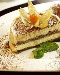 Десерт Тирамису с зеленым чаем и мятой