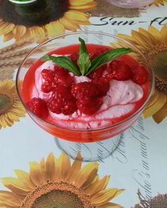 Творожный десерт Малина на снегу