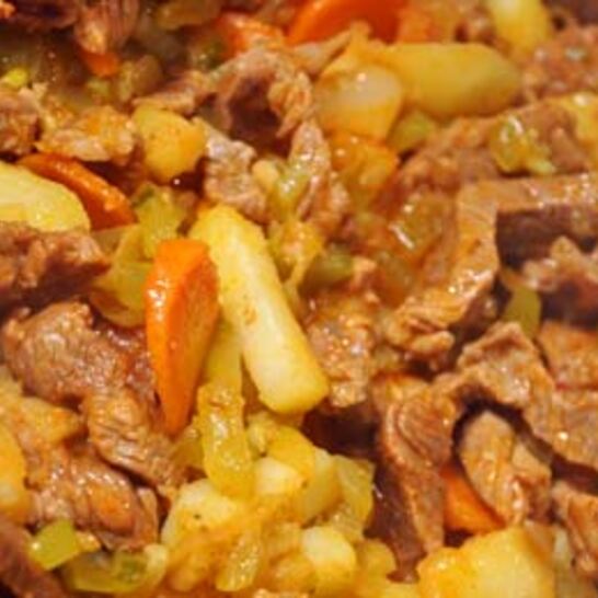 Рецепт азу из говядины по-татарски в мультиварке