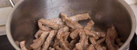 азу по-татарски из говядины. Шаг 7