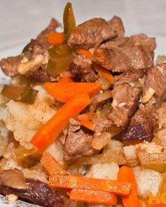 Азу с солеными огурцами и с картошкой