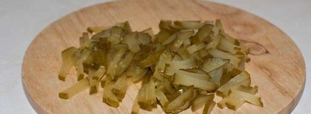 азу с солеными огурцами и с картошкой. Шаг 6