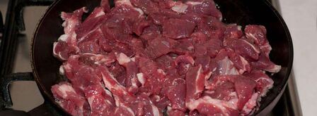 азу с солеными огурцами и с картошкой. Шаг 8