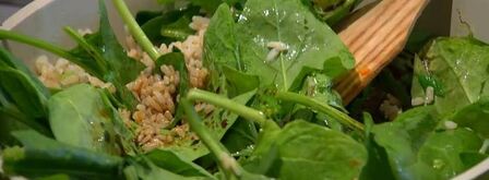 бурый рис с перцем чили и шпинатом. Шаг 5