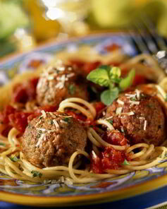 Домашяя лапша с фрикадельками