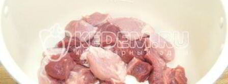 картофель с мясом в мультиварке. Шаг 4