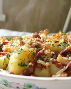 Картофель со шкварками