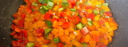 жареный рис с курицей и сладким перцем. Шаг 4