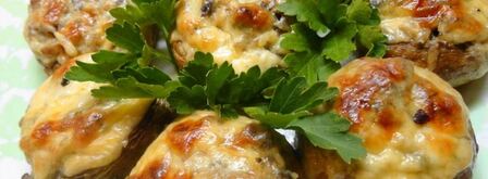 фаршированные шампиньоны запеченные с сыром в духовке. Шаг 8