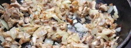 фаршированые грибы рисовое чудо. Шаг 3