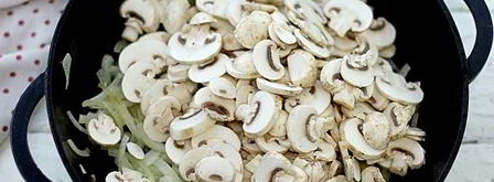 грибы запеченные с соусом бешамель. Шаг 5