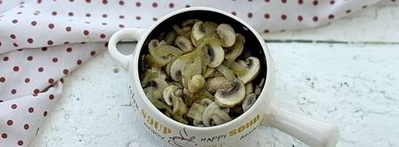 грибы запеченные с соусом бешамель. Шаг 10