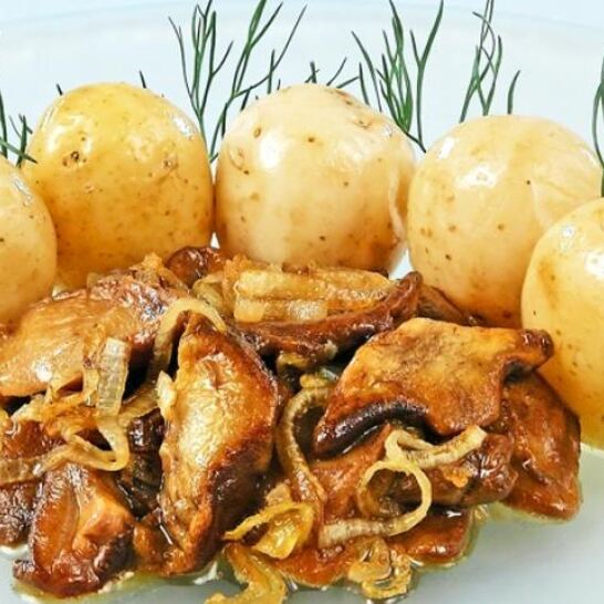Рецепт маслят жареных с картофелем