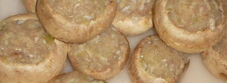 шампиньоны, фаршированные мясом. Шаг 5