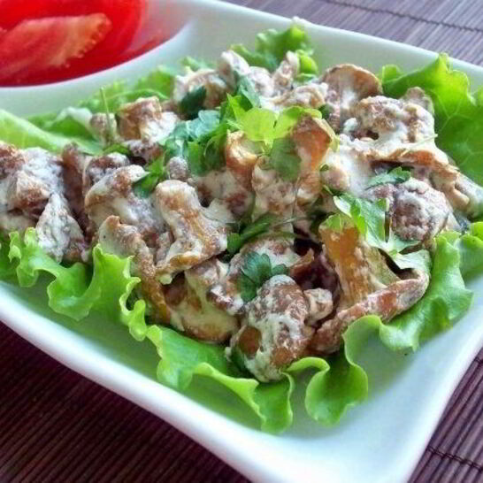 Рецепт тушеных маслят