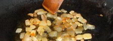 гуляш из говядины с помидорами. Шаг 3