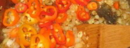 гуляш из курицы с грибами. Шаг 6