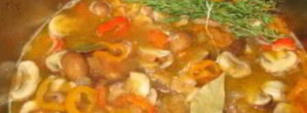 гуляш из курицы с грибами. Шаг 8