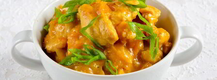 гуляш из курицы со сметаной. Шаг 8