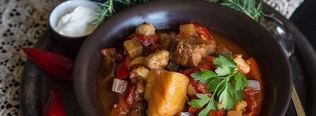 гуляш из мяса с клецками. Шаг 8