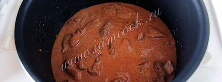 гуляш из свинины в мультиварке. Шаг 7