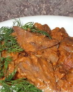 Гуляш из свиной печени