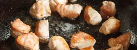 свинина, тушенная с капустой a la гуляш. Шаг 4