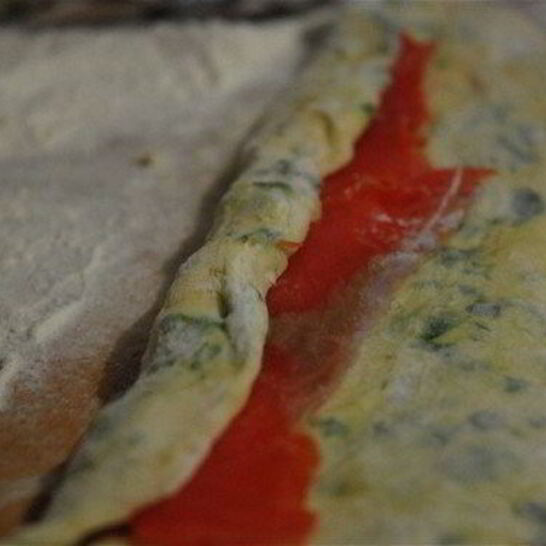 Рецепт картофельных клецек со шпинатом и форелью