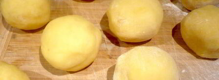 клецки с абрикосовой серединкой верю я, день придет. Шаг 6